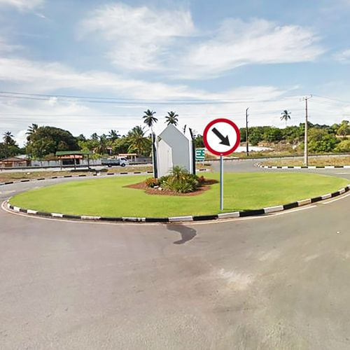Placa Passagem Obrigatória (R-24b)