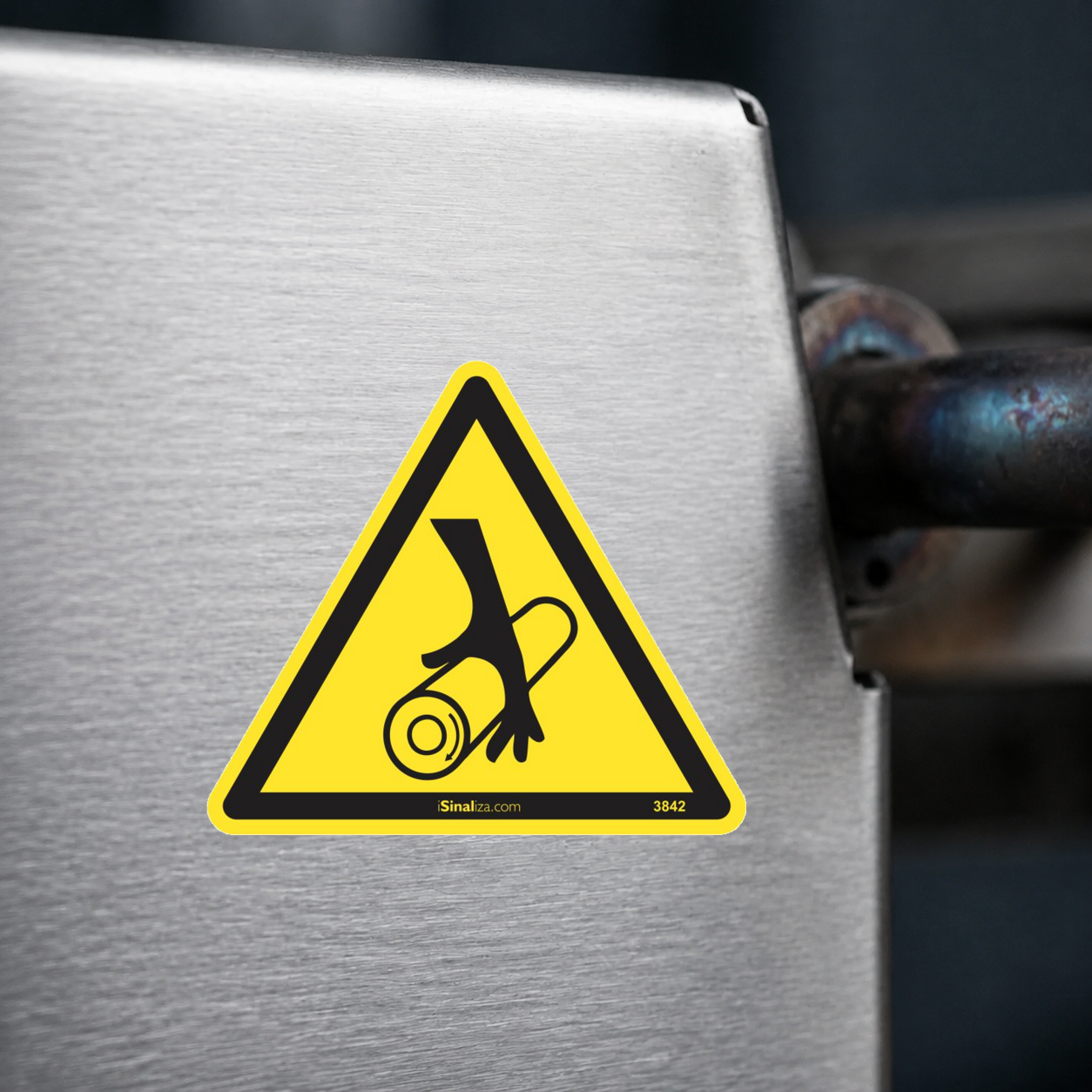 Close-up de etiqueta aplicada em máquina ou equipamento industrial (até 8 × 8 cm) - Etiqueta de Segurança "Eixo Rotativo" - (Embalagem com 10 unidades)