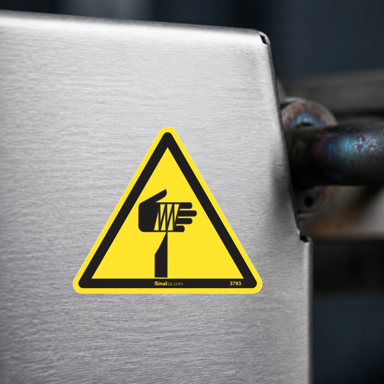 Close-up de etiqueta aplicada em máquina ou equipamento industrial (até 8 × 8 cm) - Etiqueta de Segurança "Objeto com Ponta Afiada" - (Embalagem com 10 unidades)